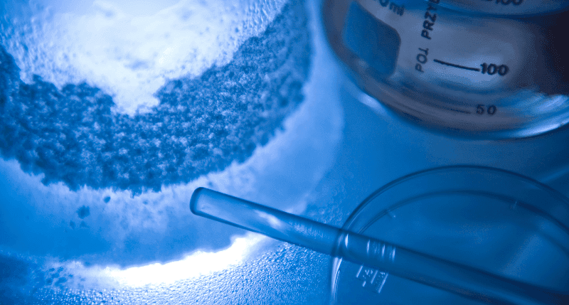 Laboratoryjne badania składników kremu Dr Irena Eris Aquality